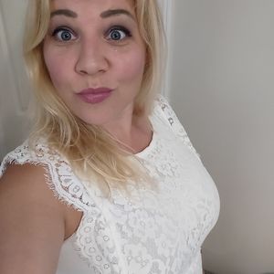 Meet your Posher, Lano